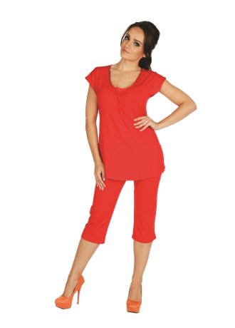 Дамска пижама в червен цвят 884
