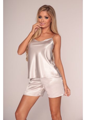 Сатенена дамска пижама в бежов цвят 937