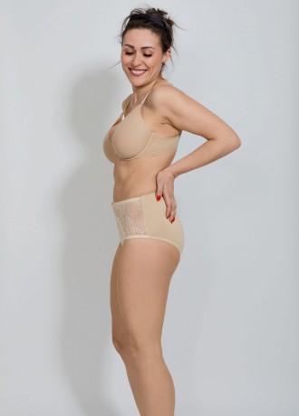 Бикини с висока талия и дантела в бежов цвят AGA