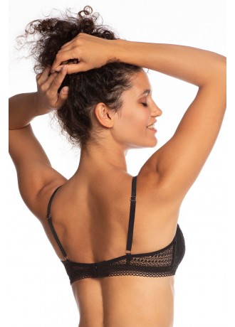 Дамски сутиен с меки чашки в черен цвят 5016