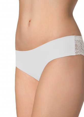 Безшевни бикини в бял цвят Tanga Безшевни бикини в бял цвят Tanga