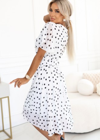 604-1 Нежна рокля на точки в бяло
