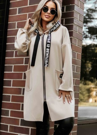 632-1 Стилно палто в бежов цвят